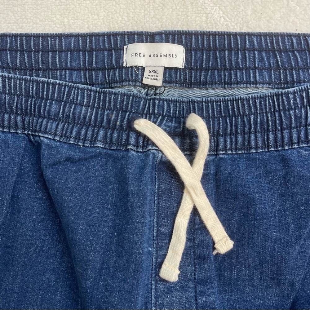 Women's Blue Cropped Jeans Pull On Elastic Waist 3X Plus Size Capris Denim - Picture 4 of 5